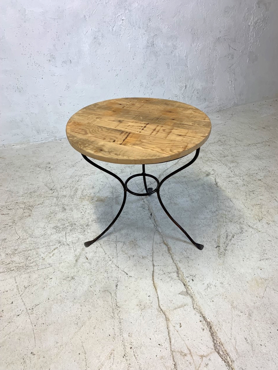 Table ronde bistrot Cléane