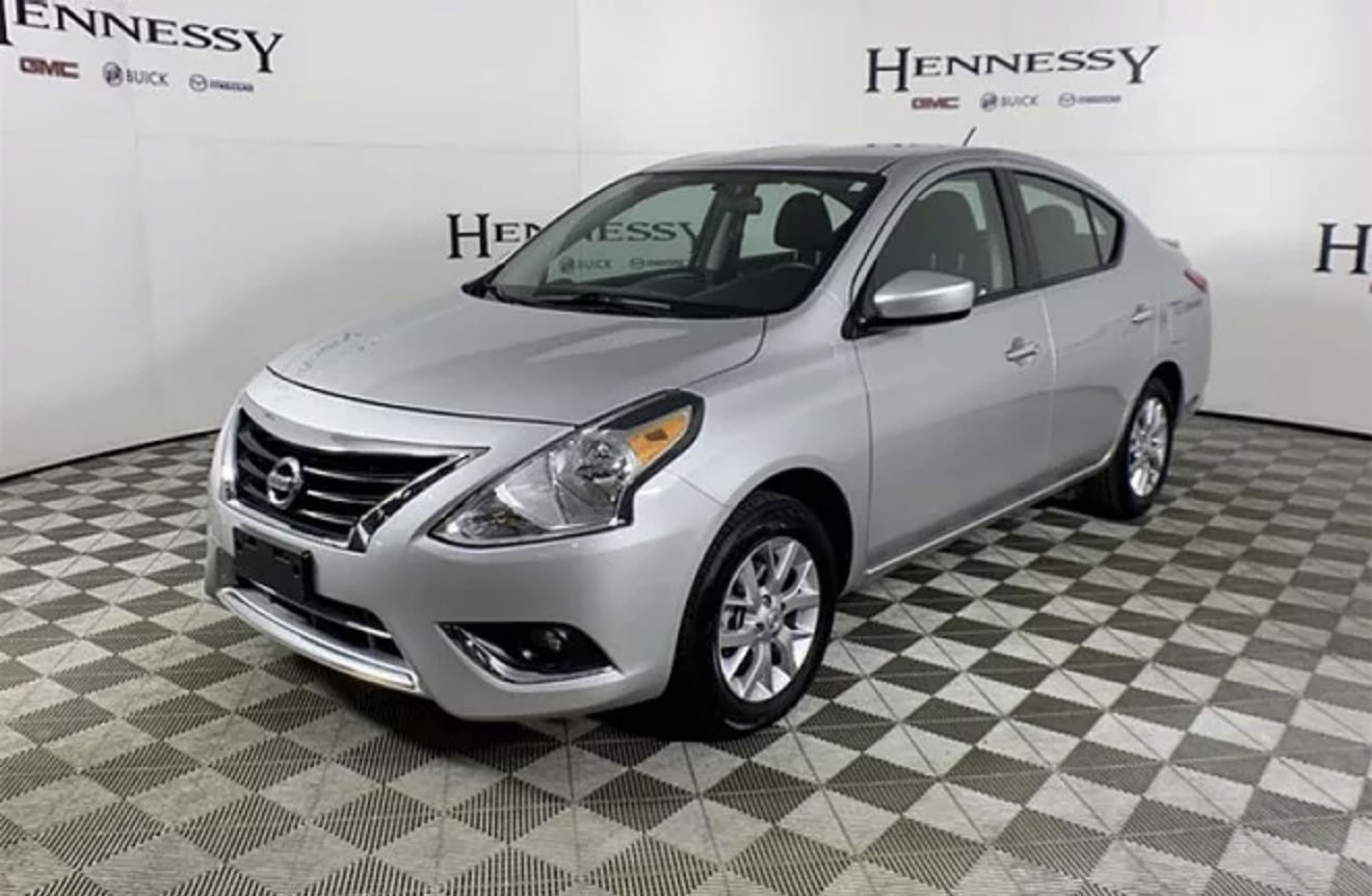 2018 Nissan Versa 1.6 SV