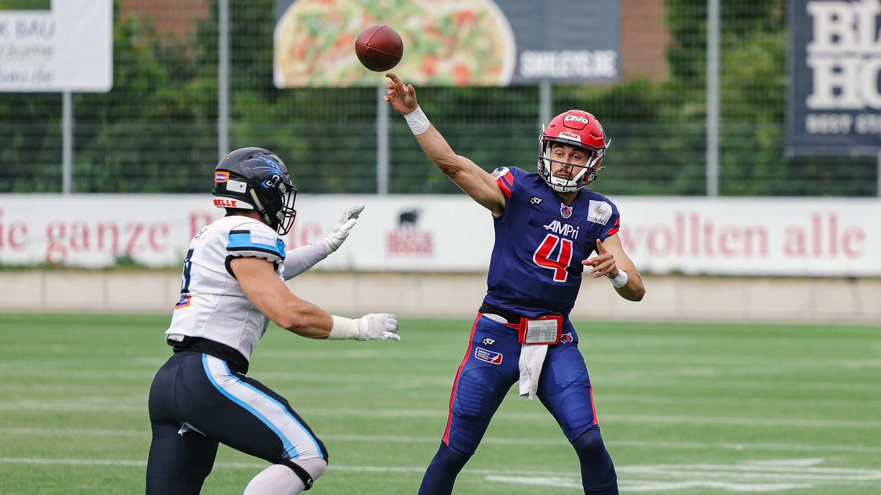 Hamburg Sea Devils announce re-signing of quarterbacks Maack and Ceesay