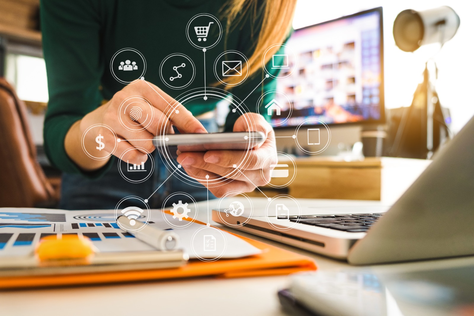 3 Key Benefits of an Omnichannel Messaging Platform