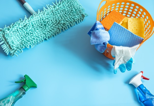 10 Best Mops to Clean and Sanitize Your Bathroom Floors