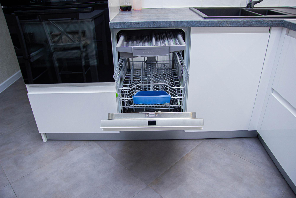 How to Clean Mold from Dishwasher