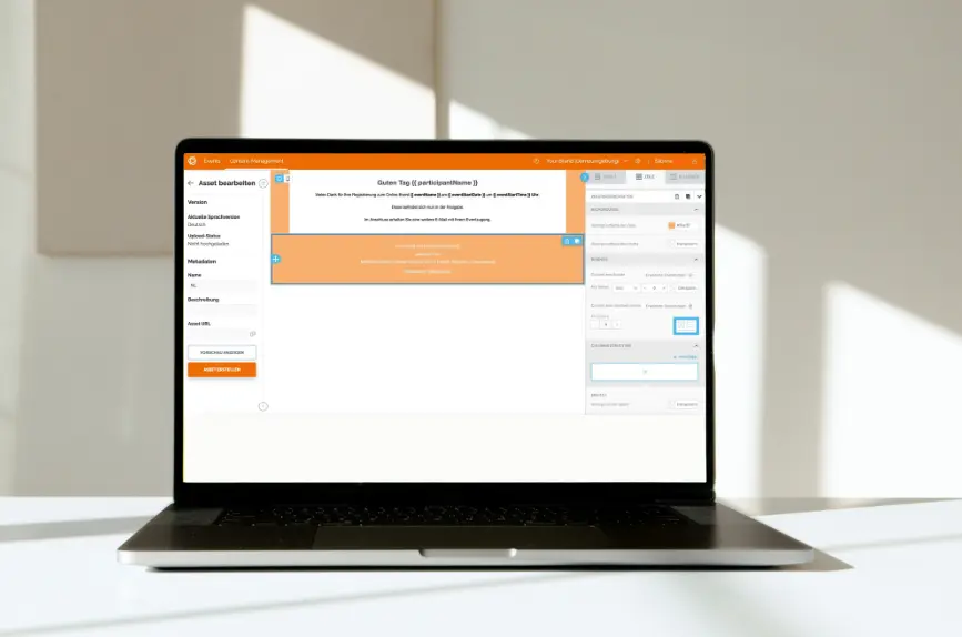 Frau spricht bei internationaler Veranstaltung