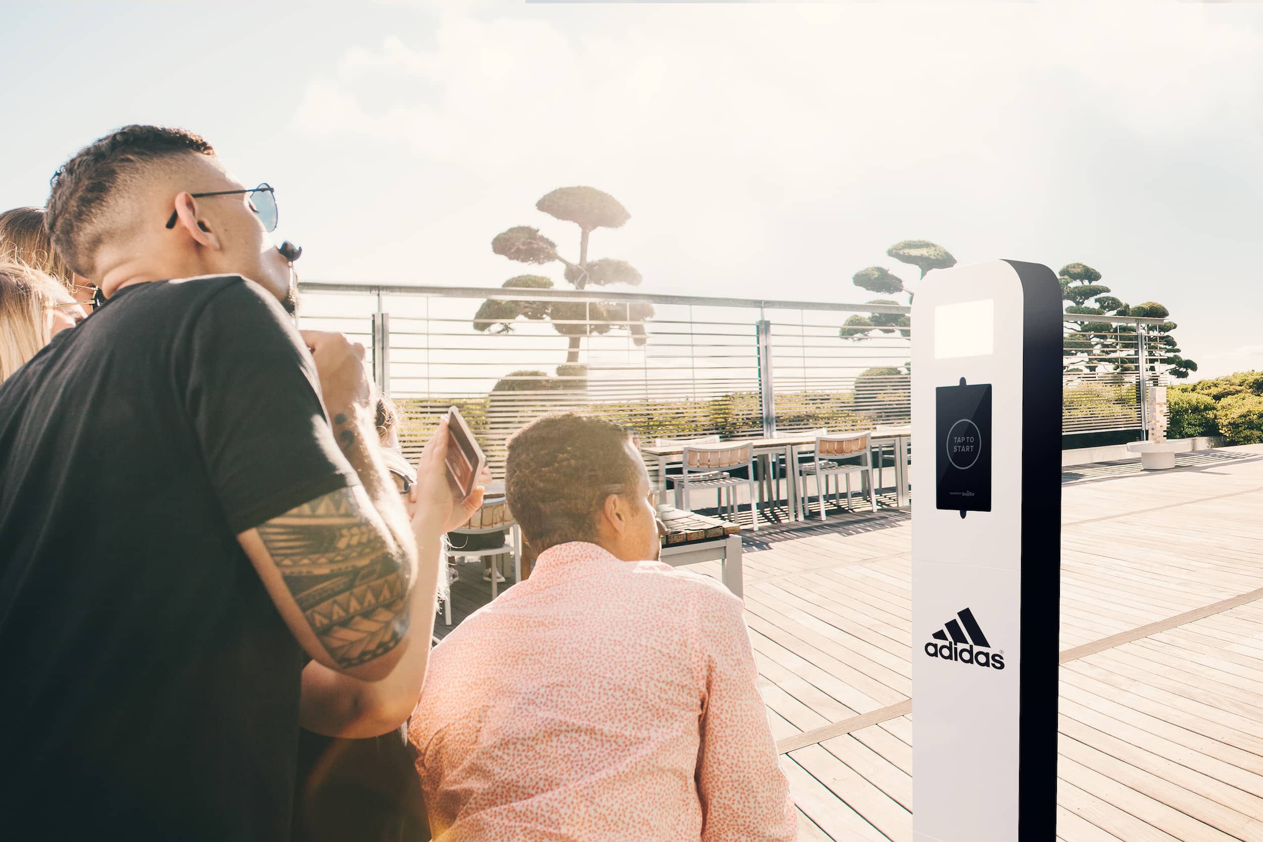Brand identification Selfie Stand photo booth