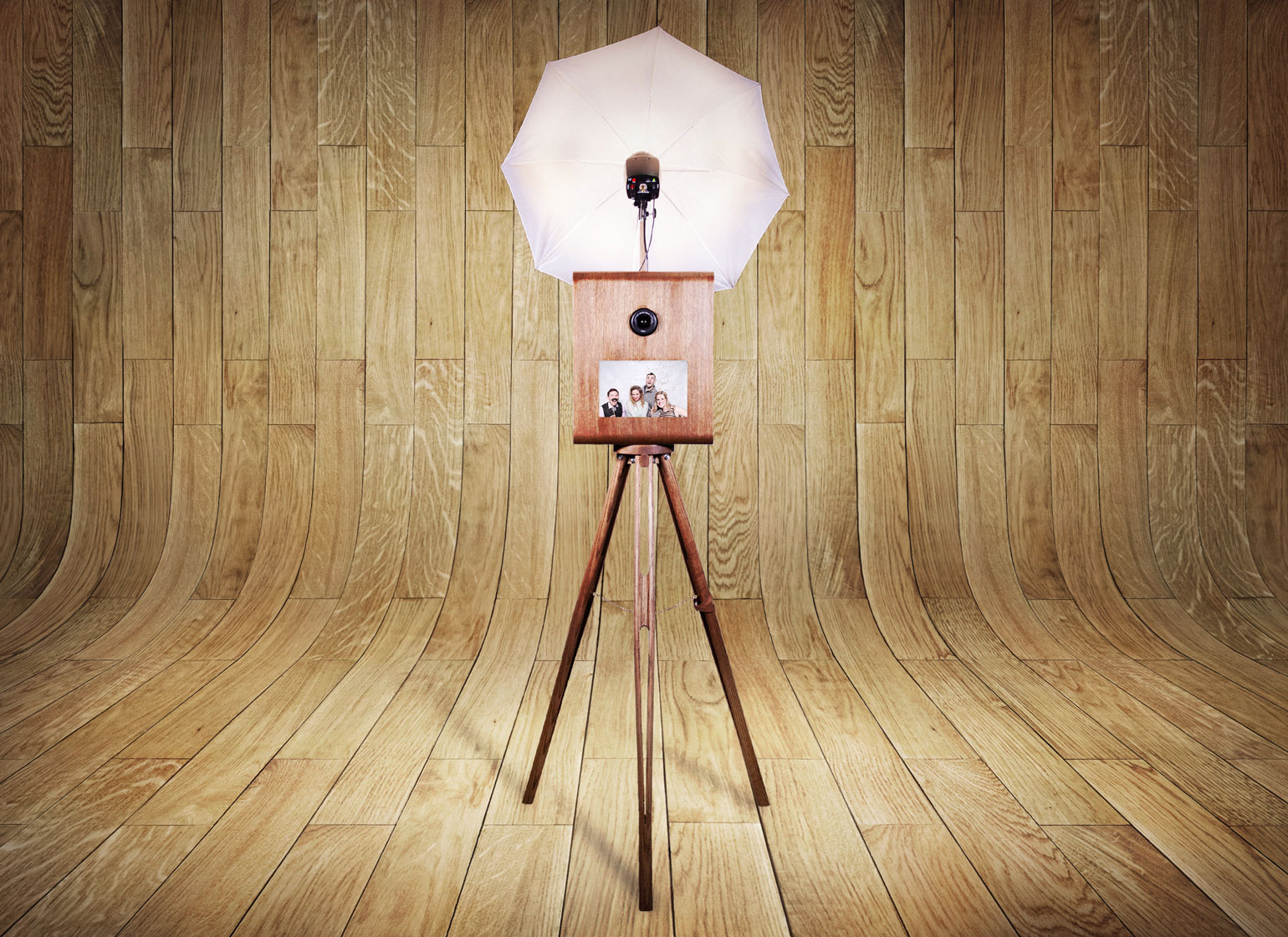 Open air vintage photo booth