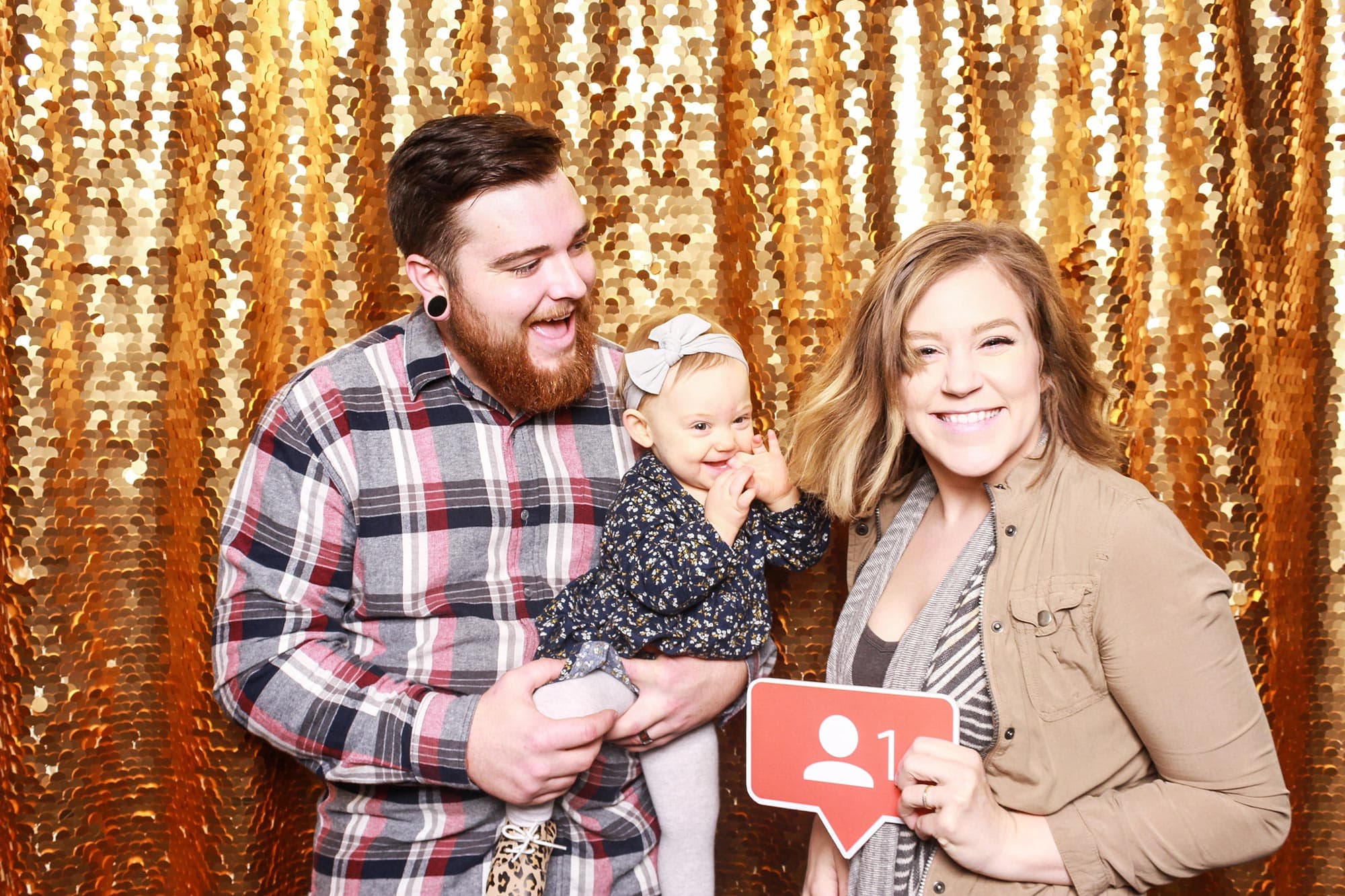 Pregnancy announcement photo booth gold background