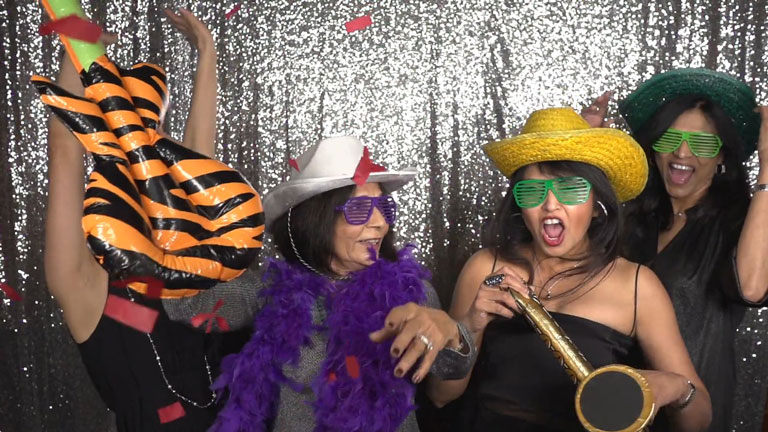 cheap photo booth