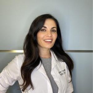 Meet Kinslee Truax, a Physician Assistant at our Beverly Hills Rejuvenation Center Boca Park location. Call us today at (702) 213-3074 to schedule a consultation with Kinslee!