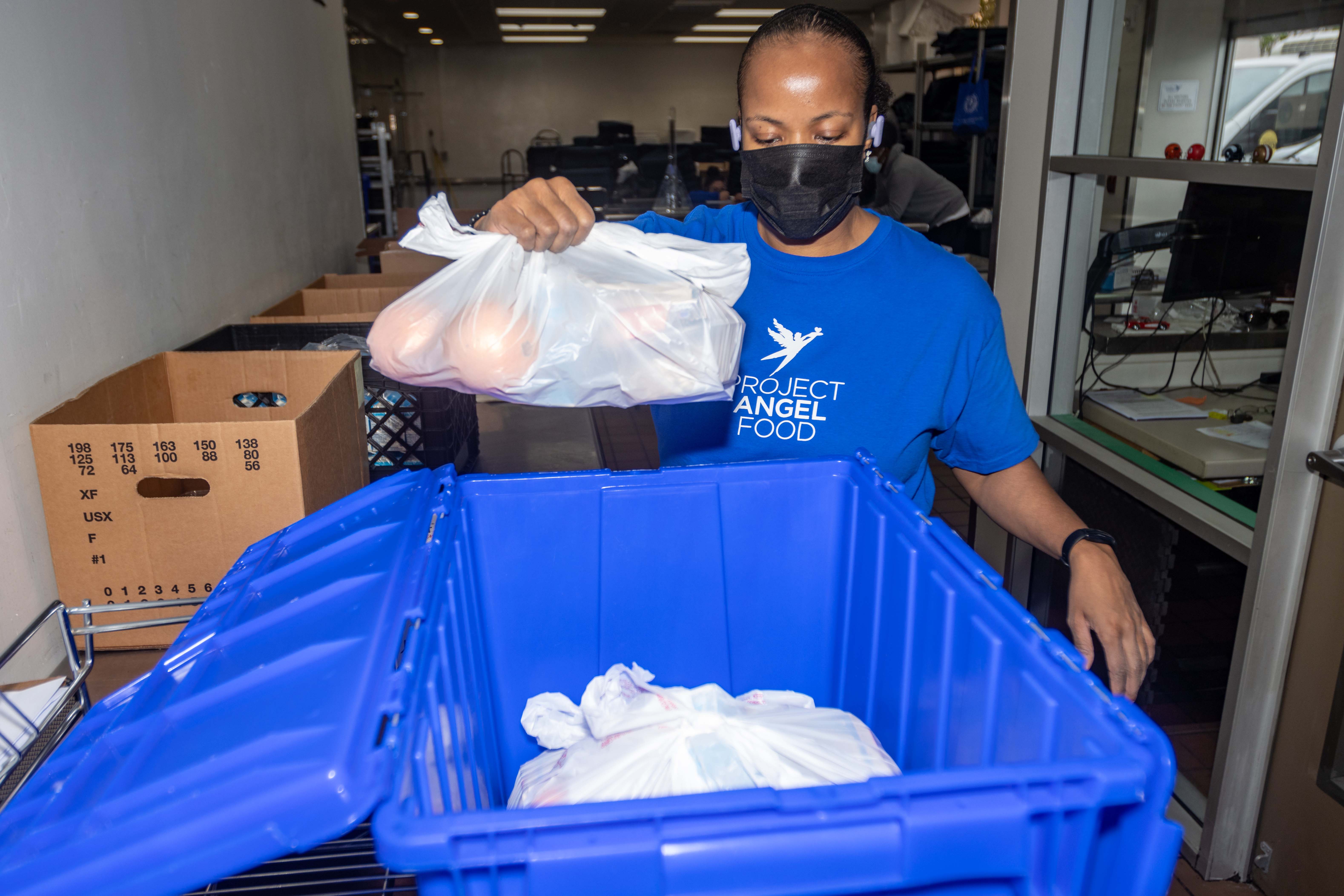 PROJECT ANGEL FOOD VOLUNTEER SPOTLIGHT SARISA RANSOM