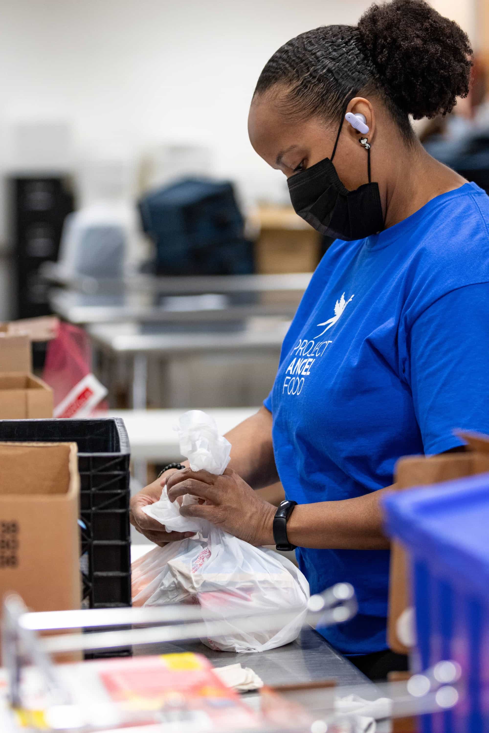 PROJECT ANGEL FOOD VOLUNTEER SPOTLIGHT SARISA RANSOM