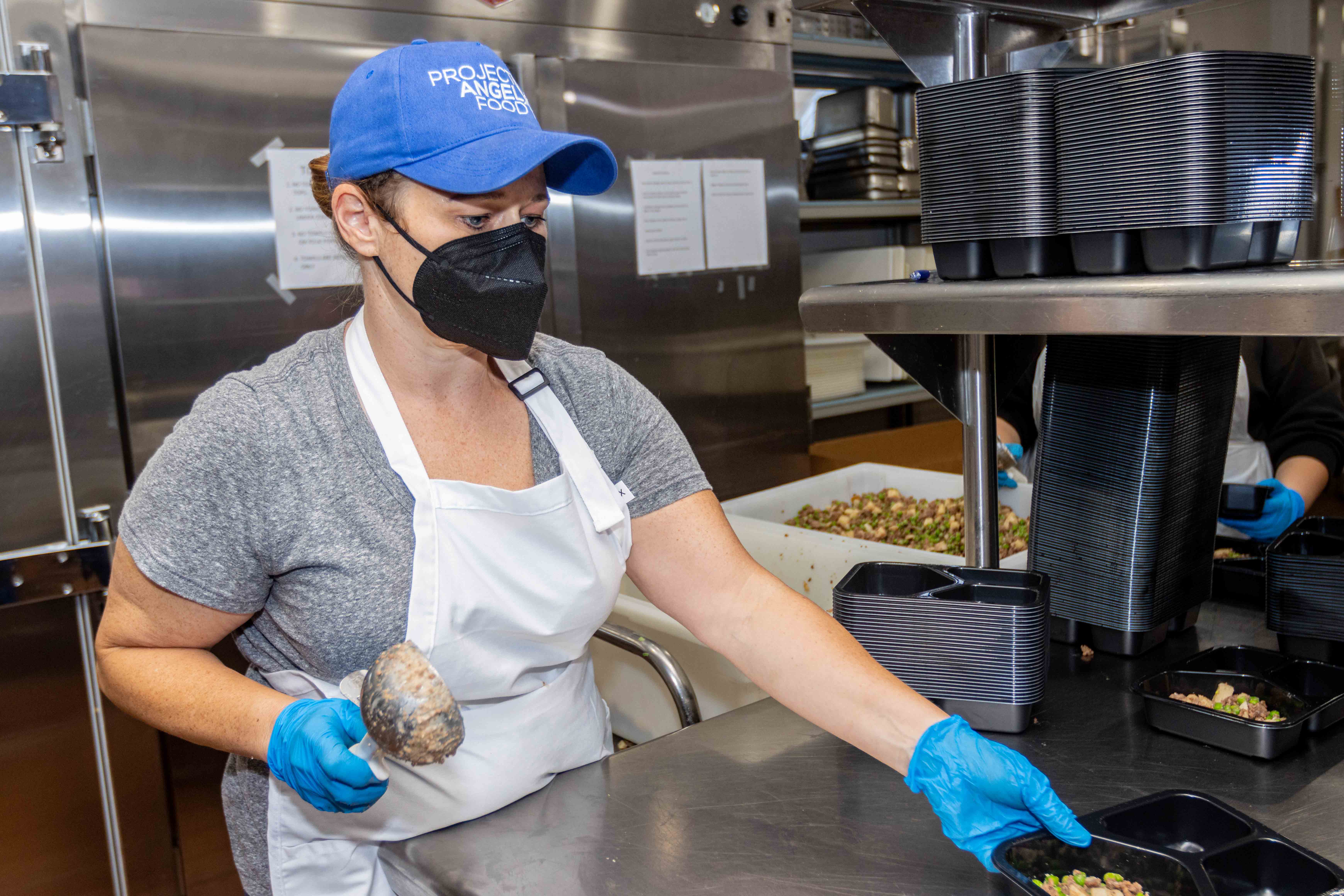 PROJECT ANGEL FOOD VOLUNTEER SPOTLIGHT AMY HALLORAN