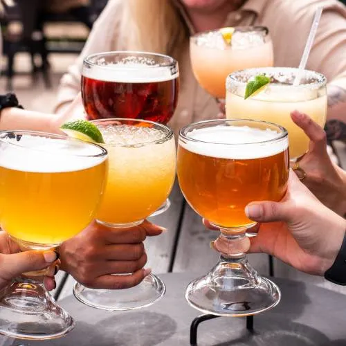 VIBE OUT AT HAPPY HOUR WITH $5 SCHOONERS | HOPDODDY