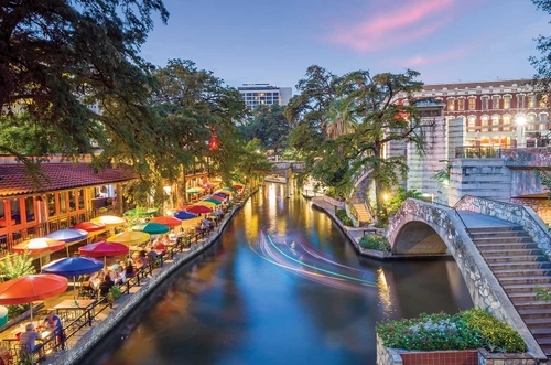What To Do & Eat In San Antonio, TX