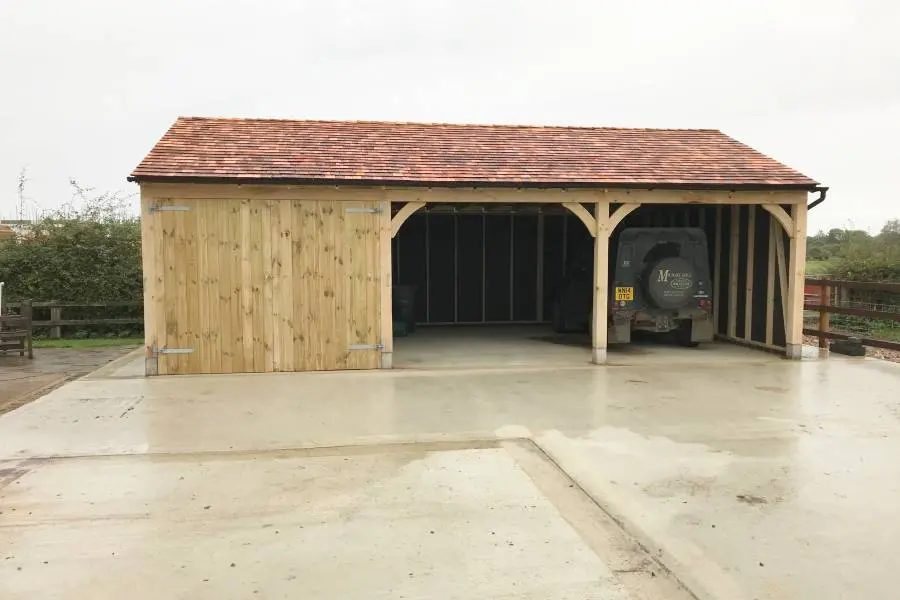 Triple Bay Oak Framed Garage | Bespoke Oak Framed Garages