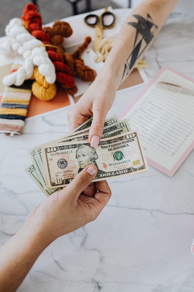 exchanging money
