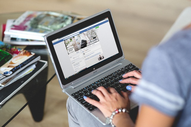 A user updating their Facebook page