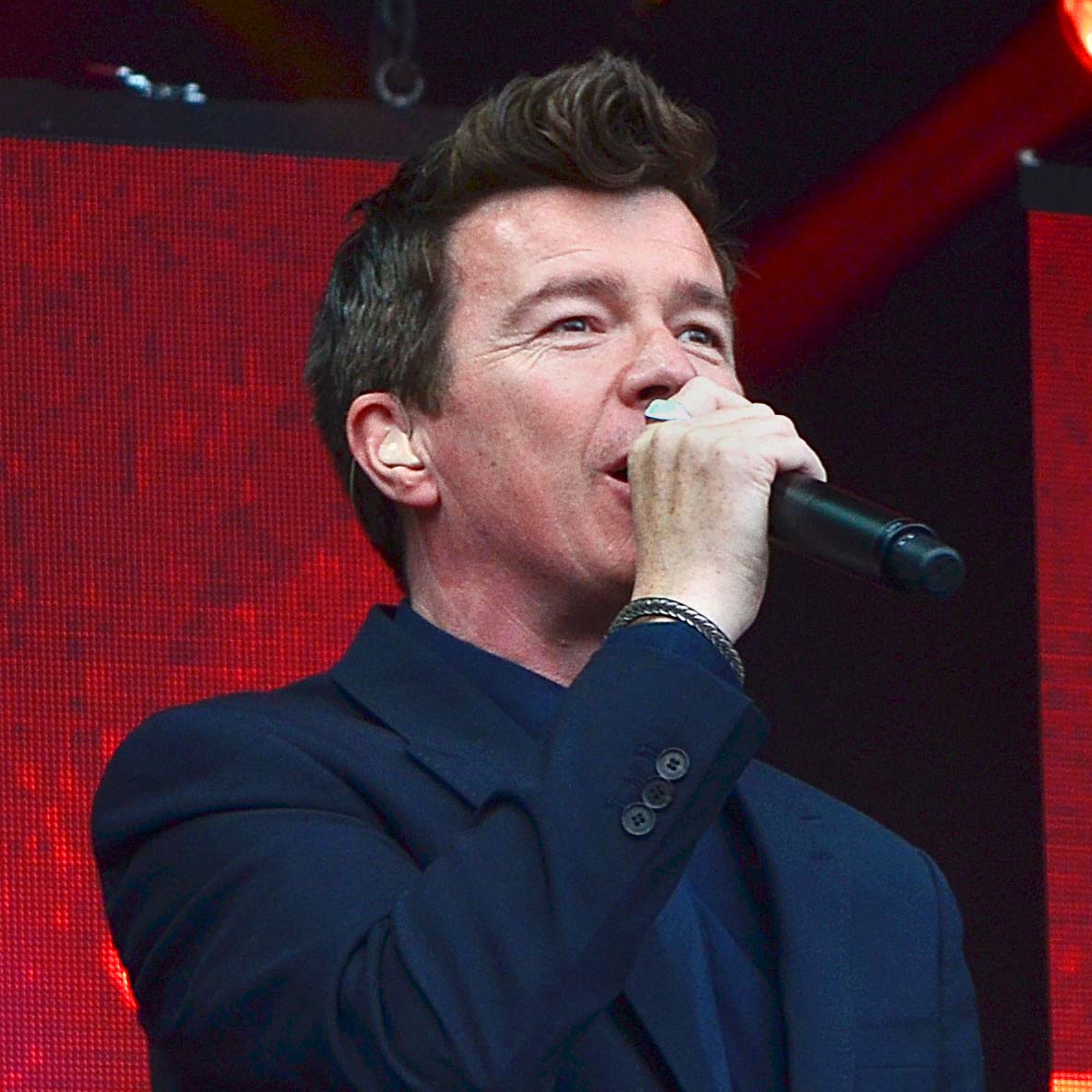 Rick Astley - Concert Reviews | LiveRate