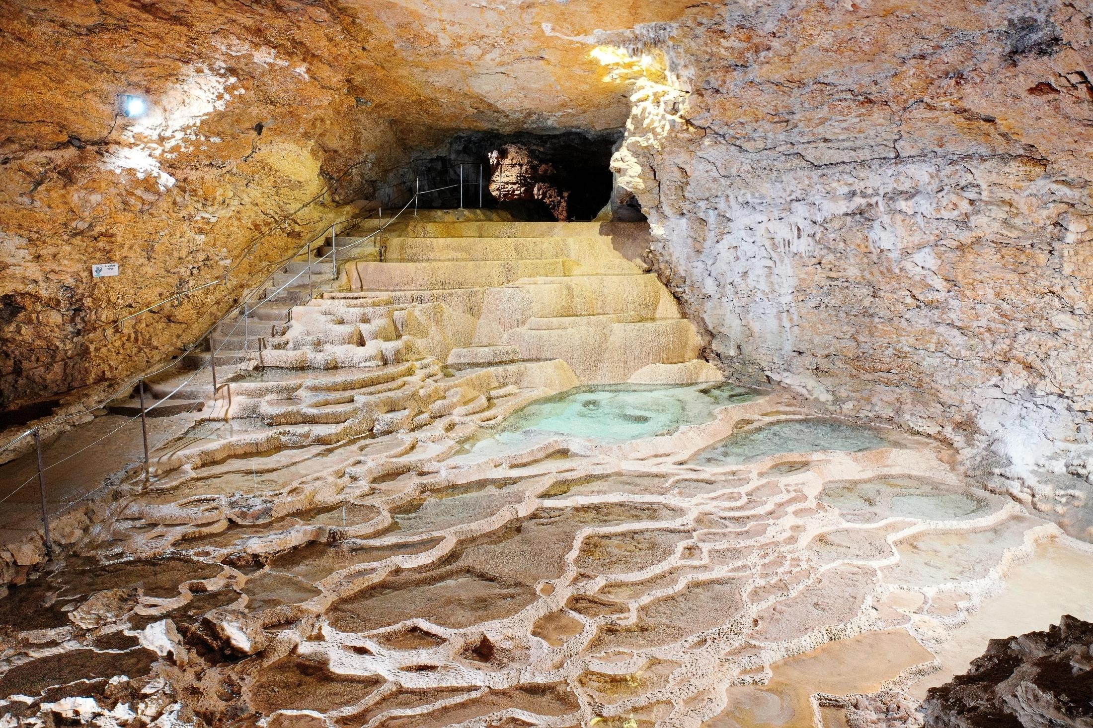 Une journée d’exploration dans le Bugey à proximité de Pérouges