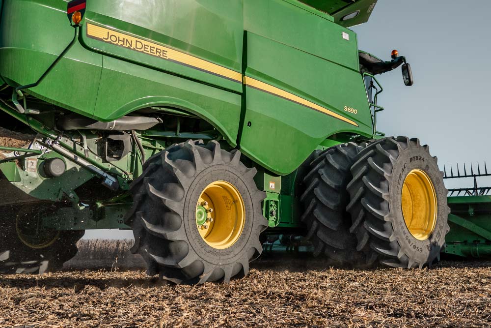 Choose Your Combine’s Rear Tires Wisely | PTK