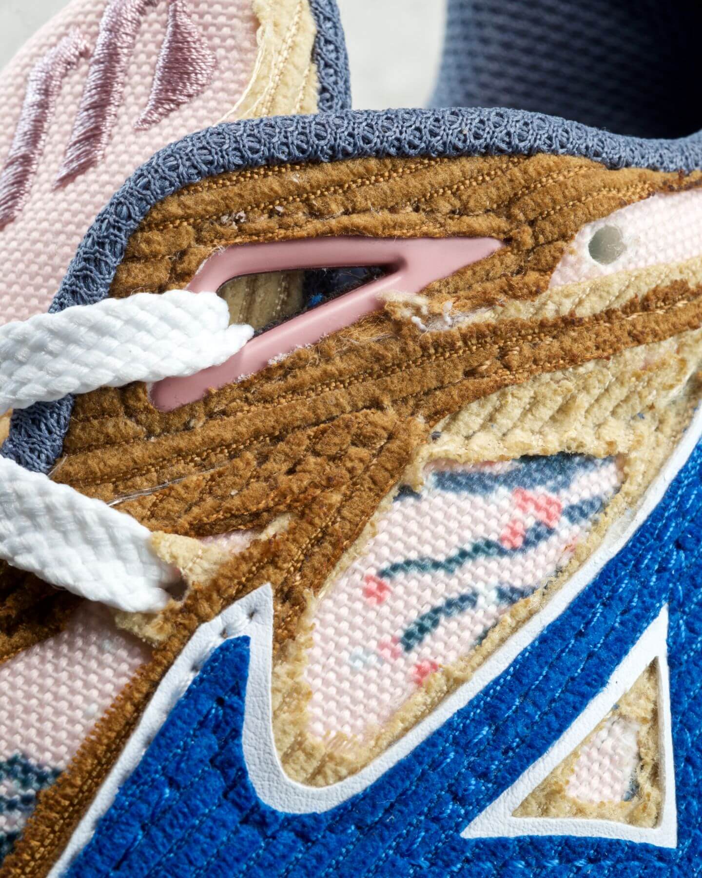 close up - cord upper - Mizuno x Shinzo Paris - Contender - brown/blue - cherry blossom