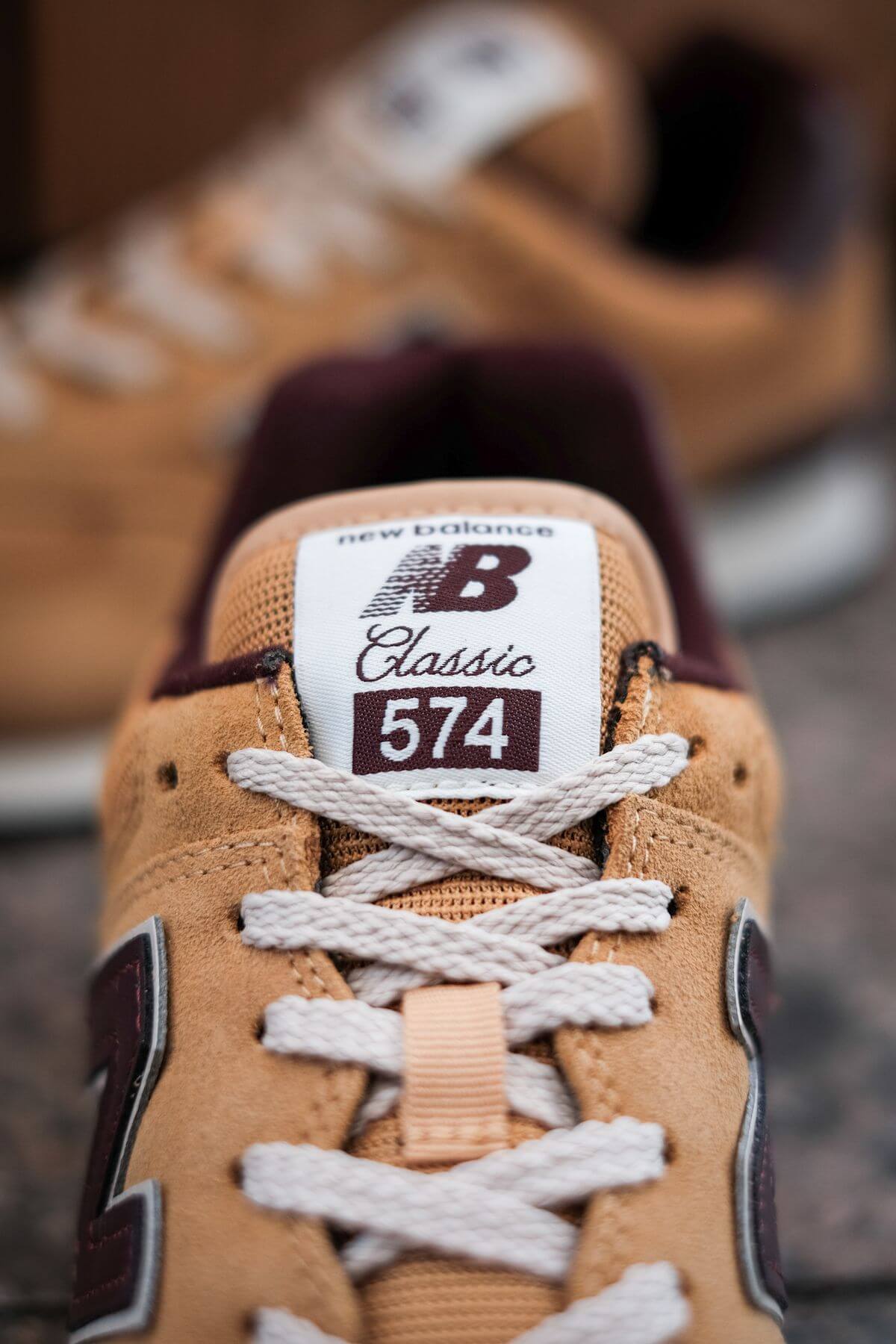 574 History Class Pack: Der New Balance ML574BF2 in \