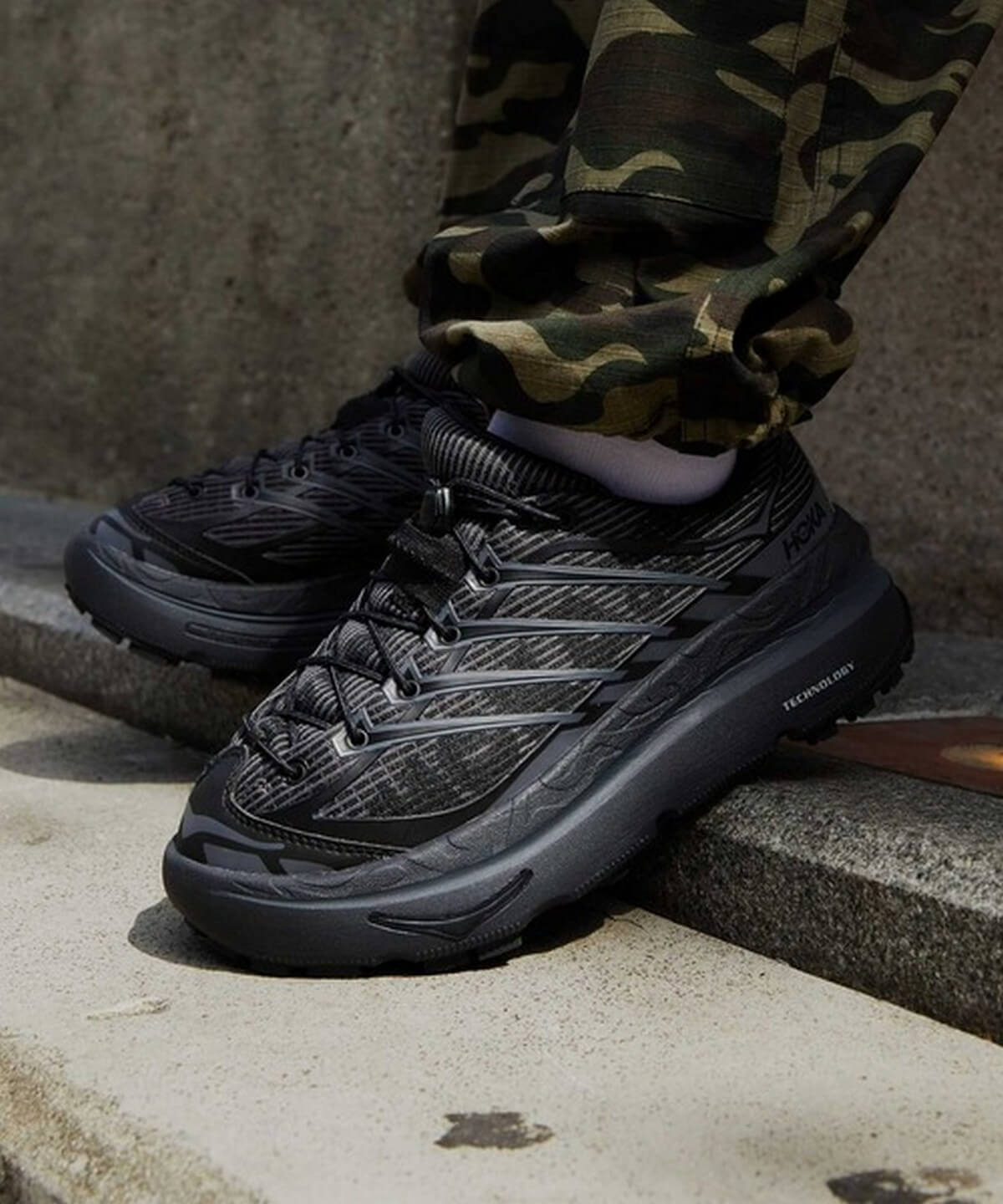 hoka mafate og