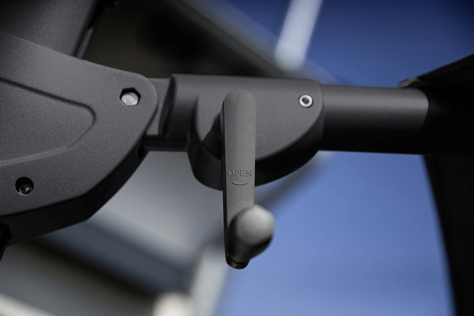 Kettler Sonnenschutz: Aufbau Des Ampelschirms Easy Turn – COEDD
