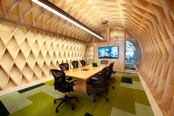 Honeycomb walls surrounding conference table