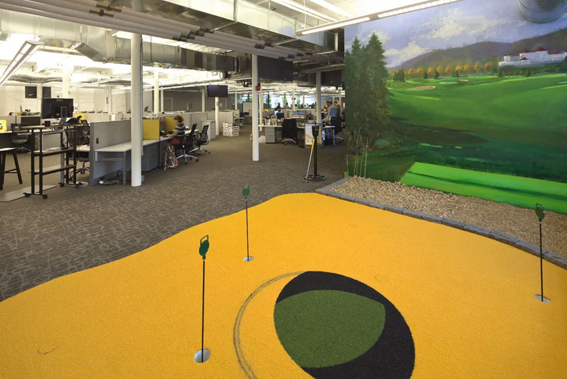 Putting green.