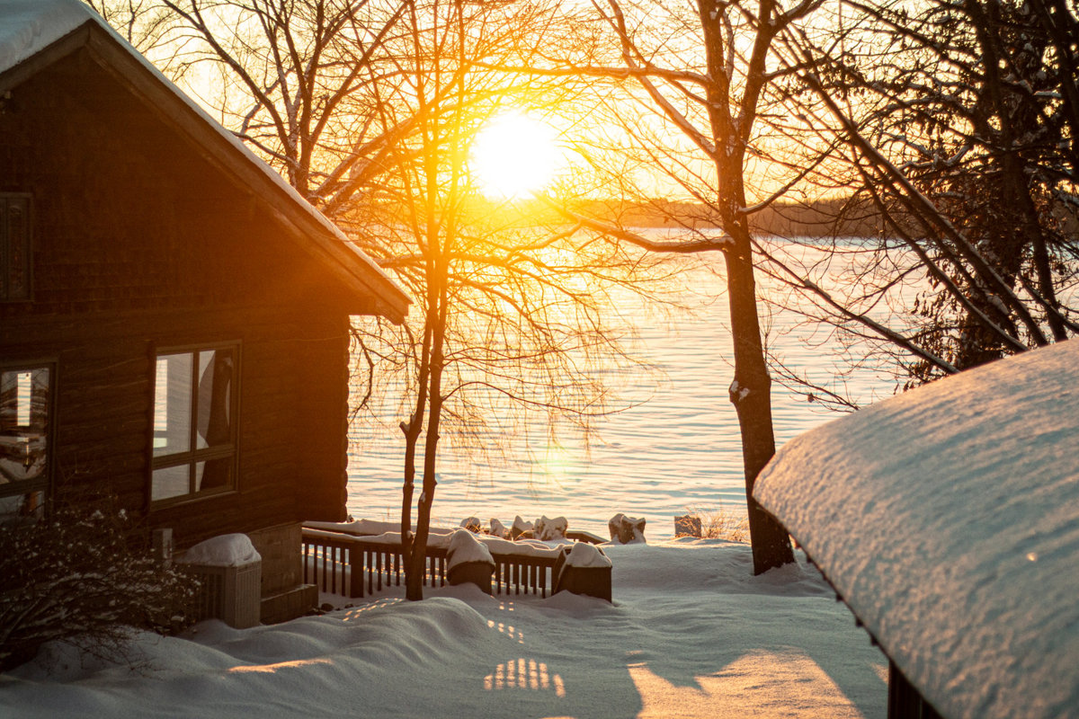 Winter sunrise at Ruttger's