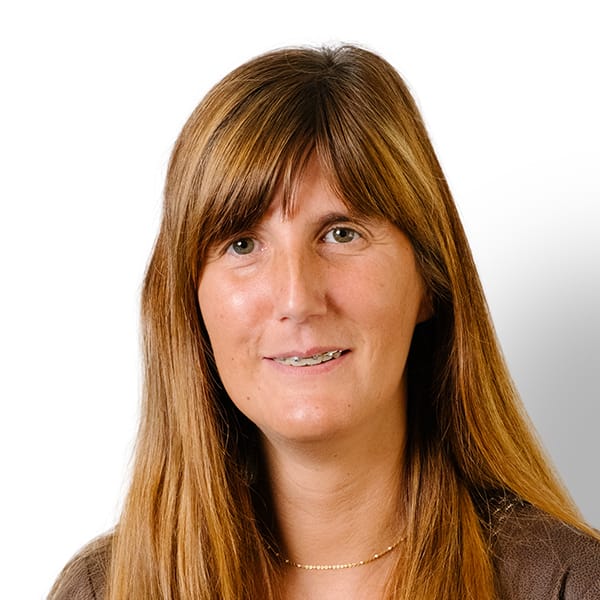 Profielfoto met witte achtergrond van Ten Anker teamlid Cindy Borny