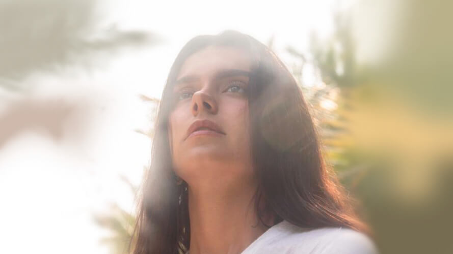 professora de yoga Mila Monteiro