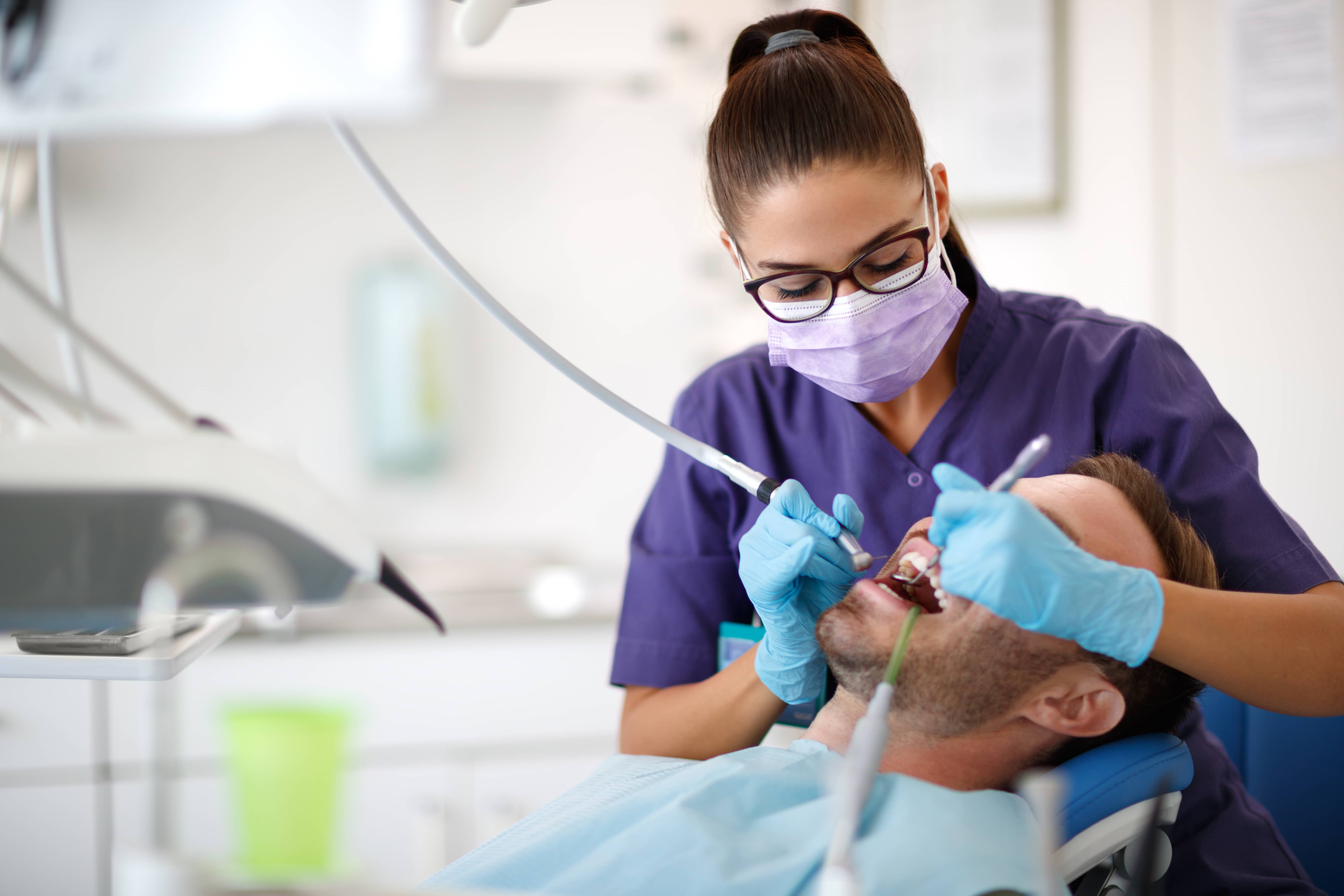 how-much-do-dentists-make-check-city