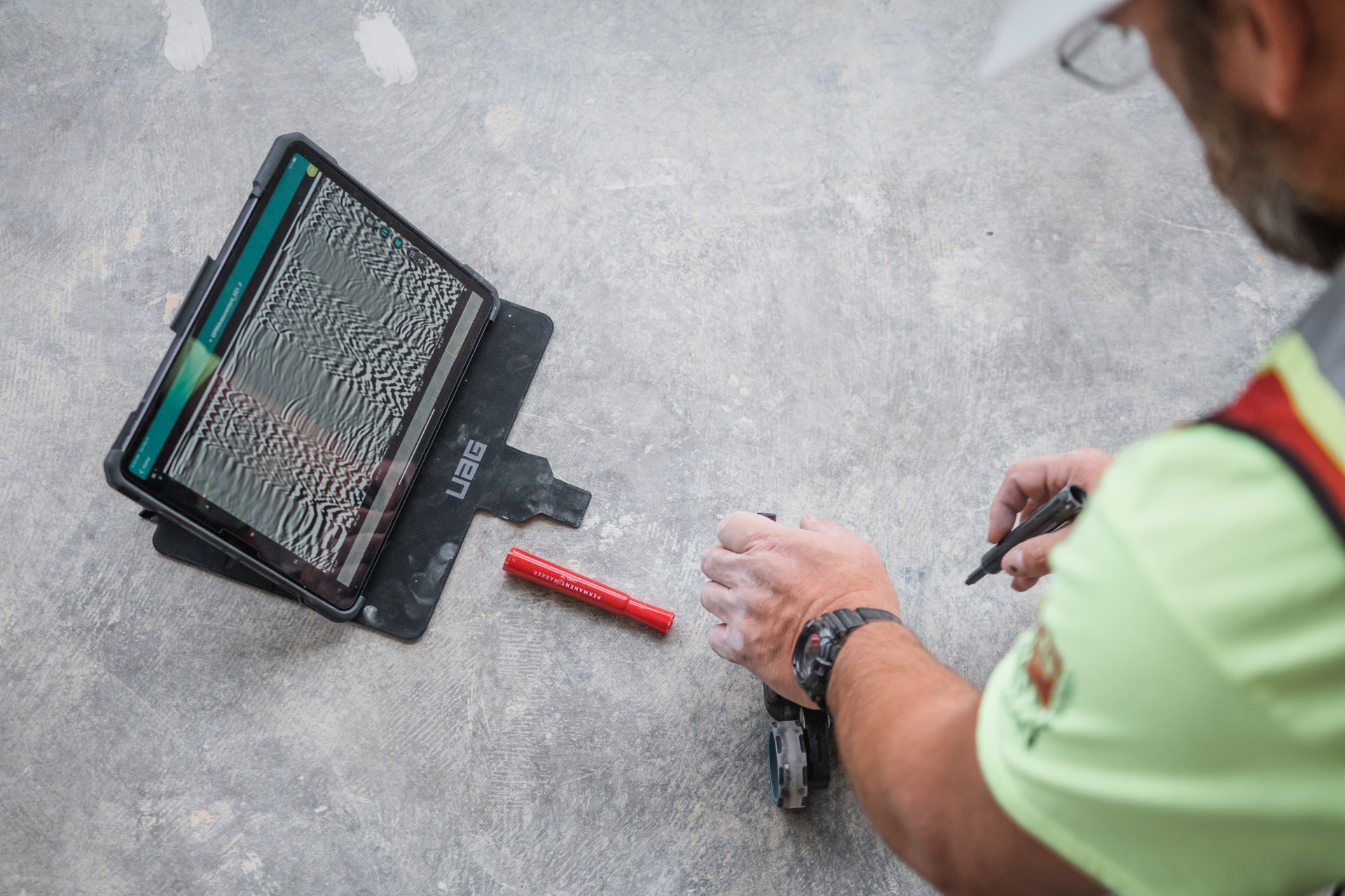 Differences between XRay and GPR for Concrete Scanning GPRS