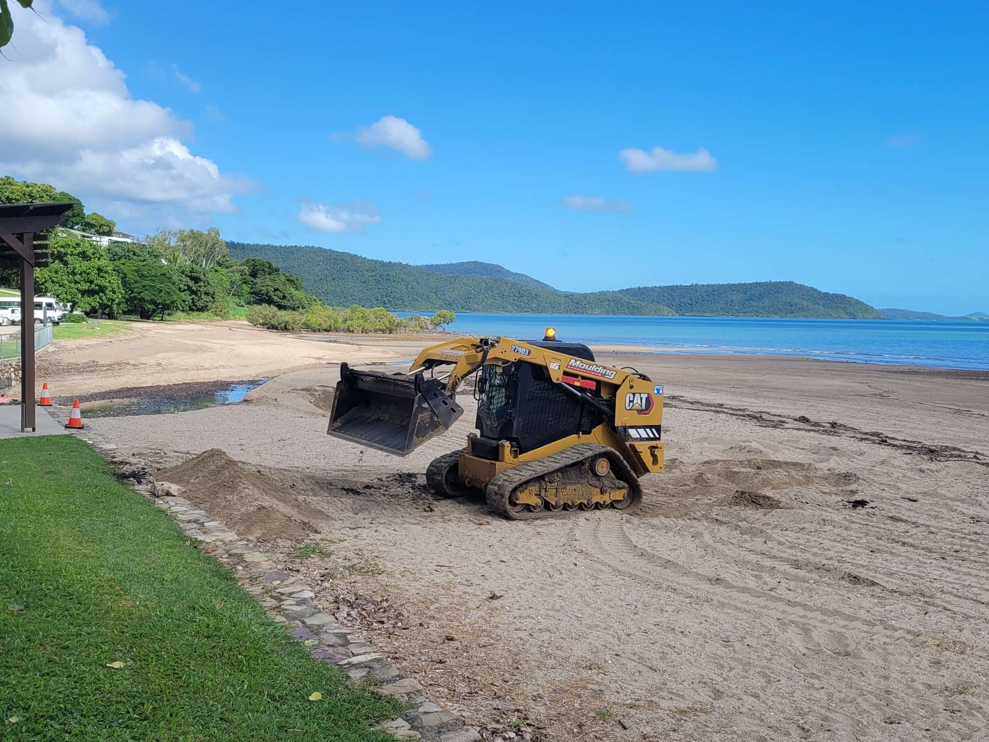 Flood Recovery Underway Mackay Whitsunday LIfe