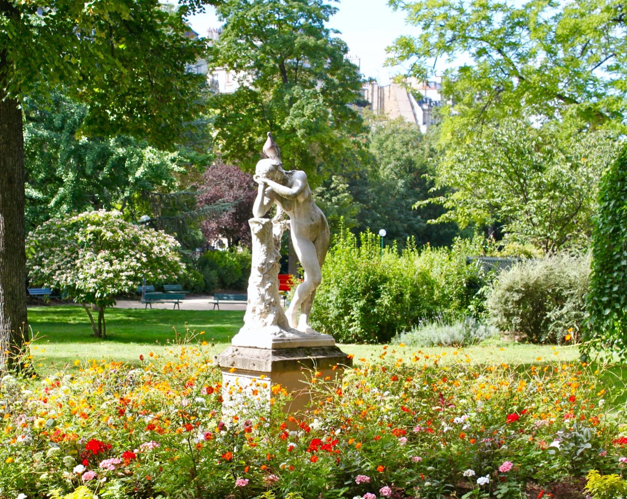 Paris s’engage pour protéger la biodiversité des espaces verts