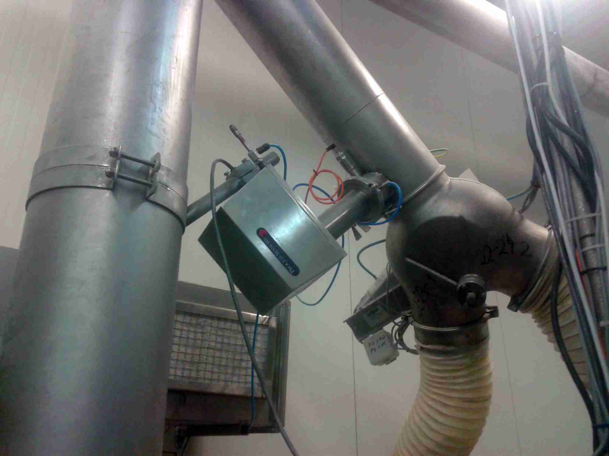 Snorkel Sampler for Potato Flake Moisture Control
