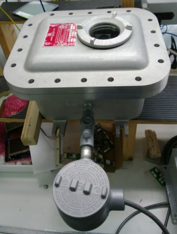 MCT469-SF Washdown-Compatible On-Line NIR Sensor