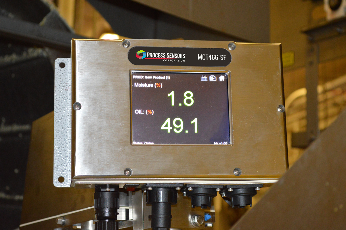 MCT466-SF Moisture and Oil Reading on Tortilla Chips