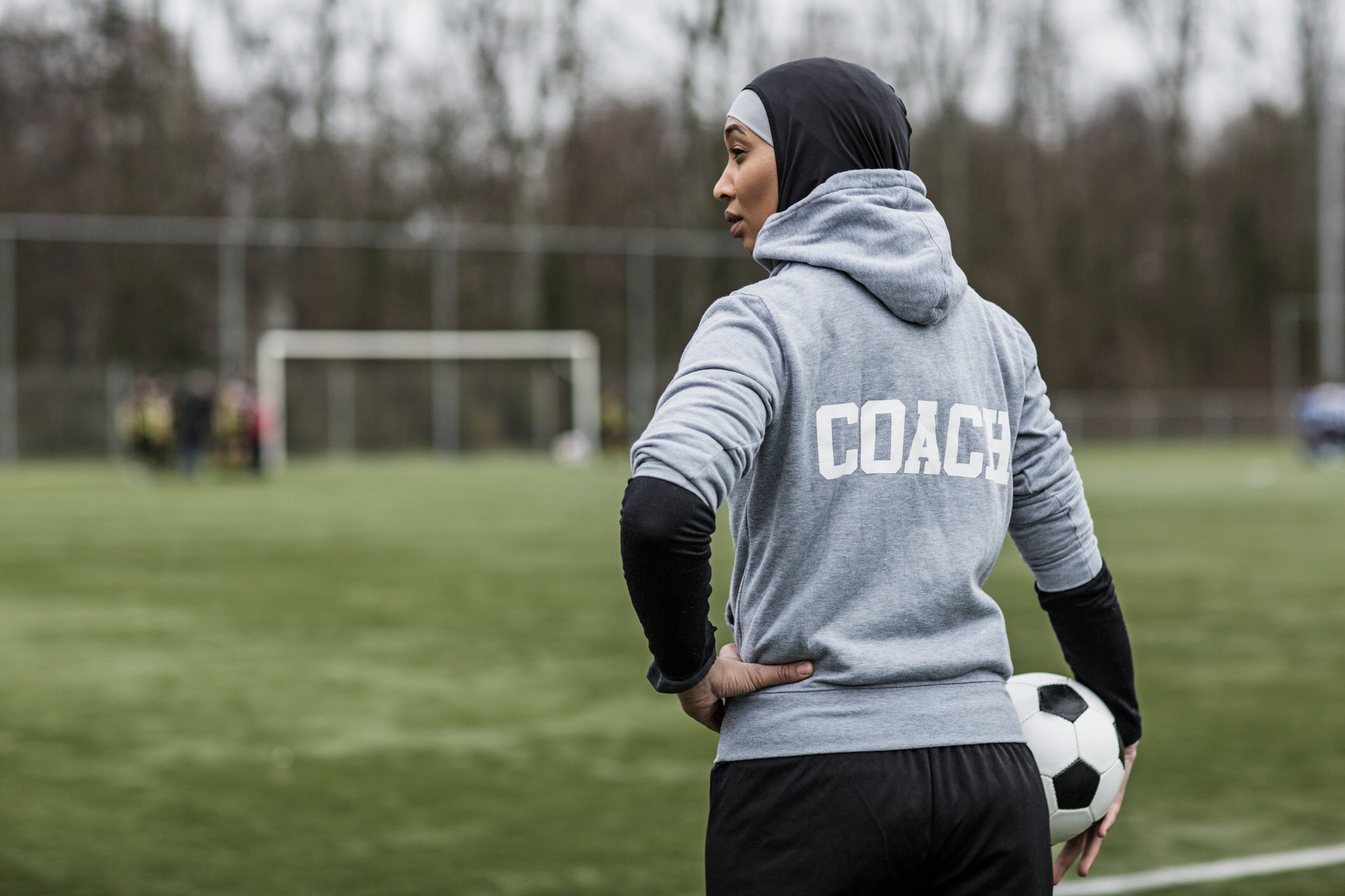 England Lionesses visit Muslimahs to encourage girls to play football