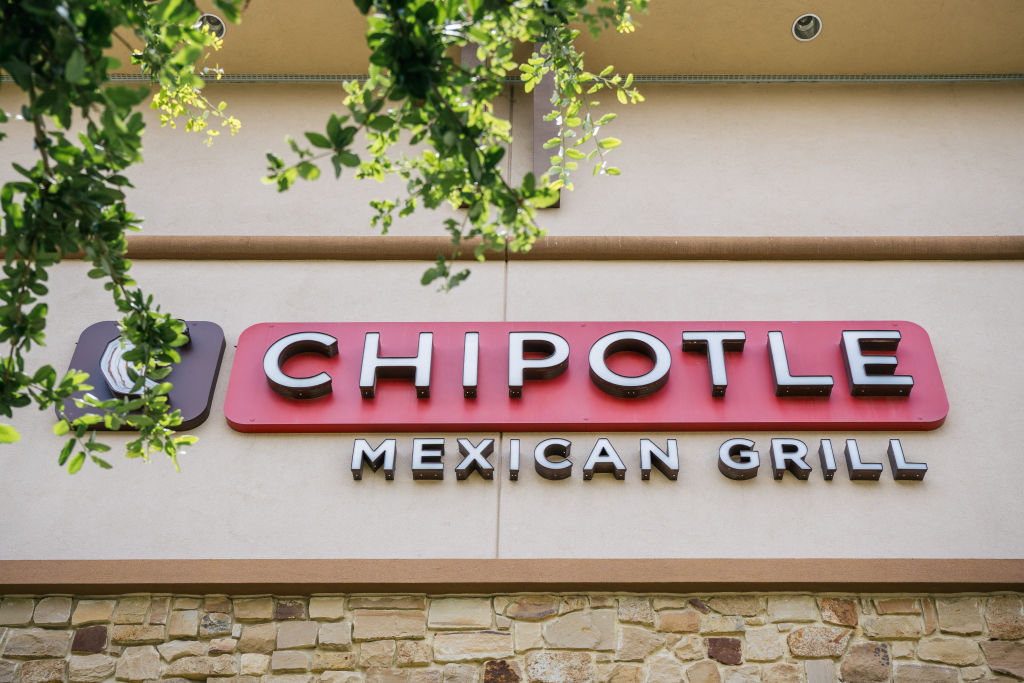 Manager of US chain, Chipotle, fired after taking off co-worker's hijab to see her hair