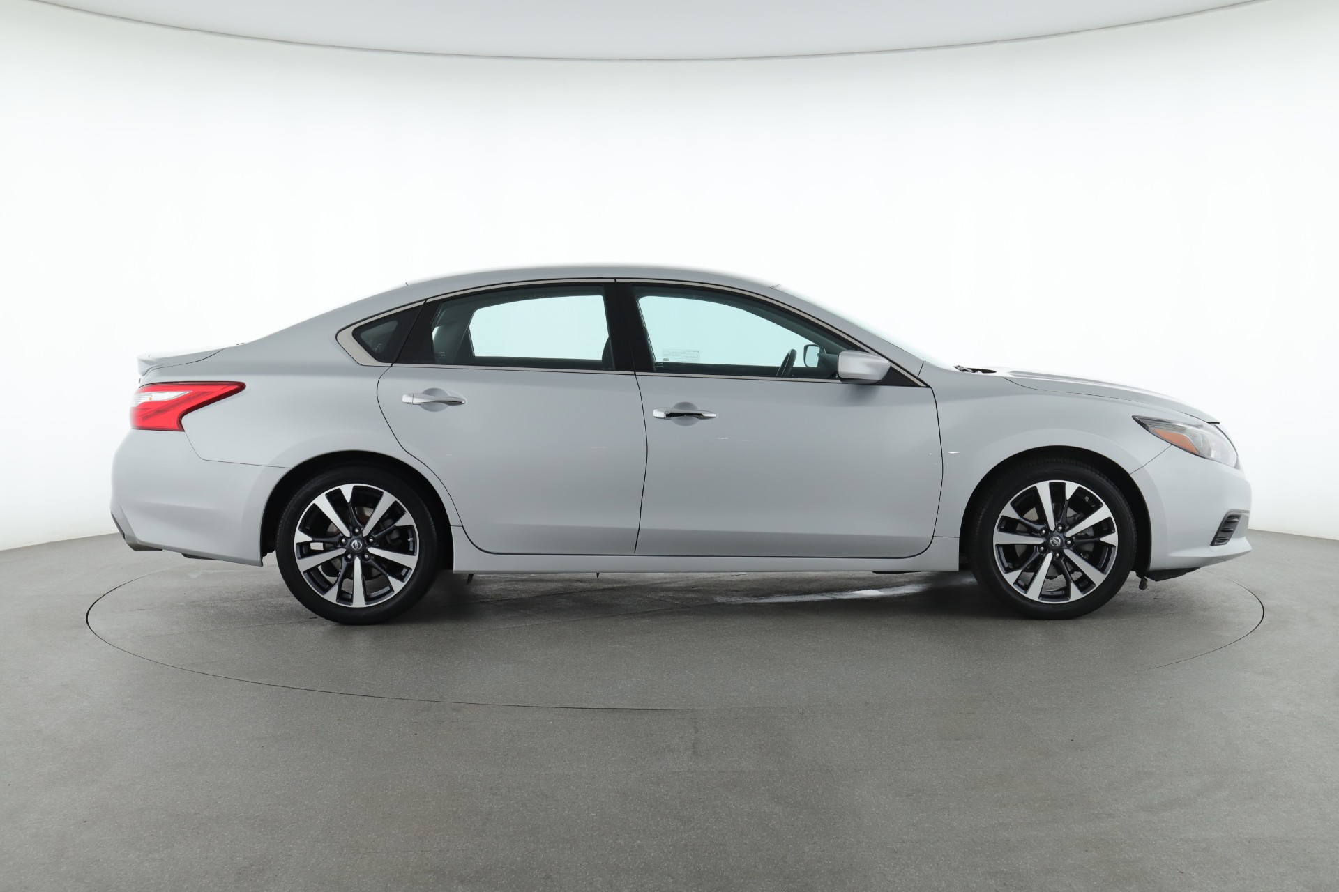 2016 Nissan Altima 2.5 SR (from $16,950)