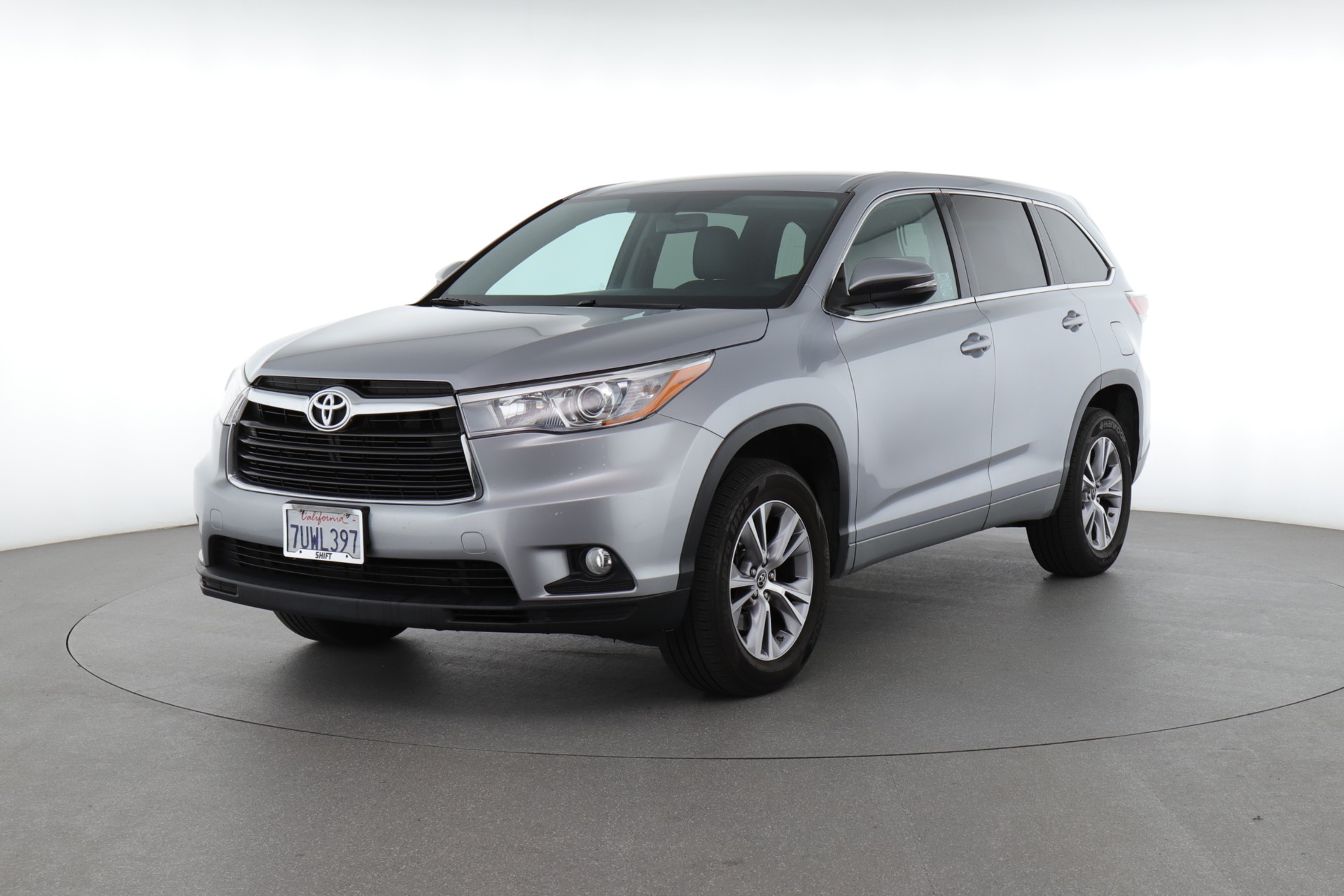 Best Large Family SUVs: A Smart Investment On Your Family’s Happiness