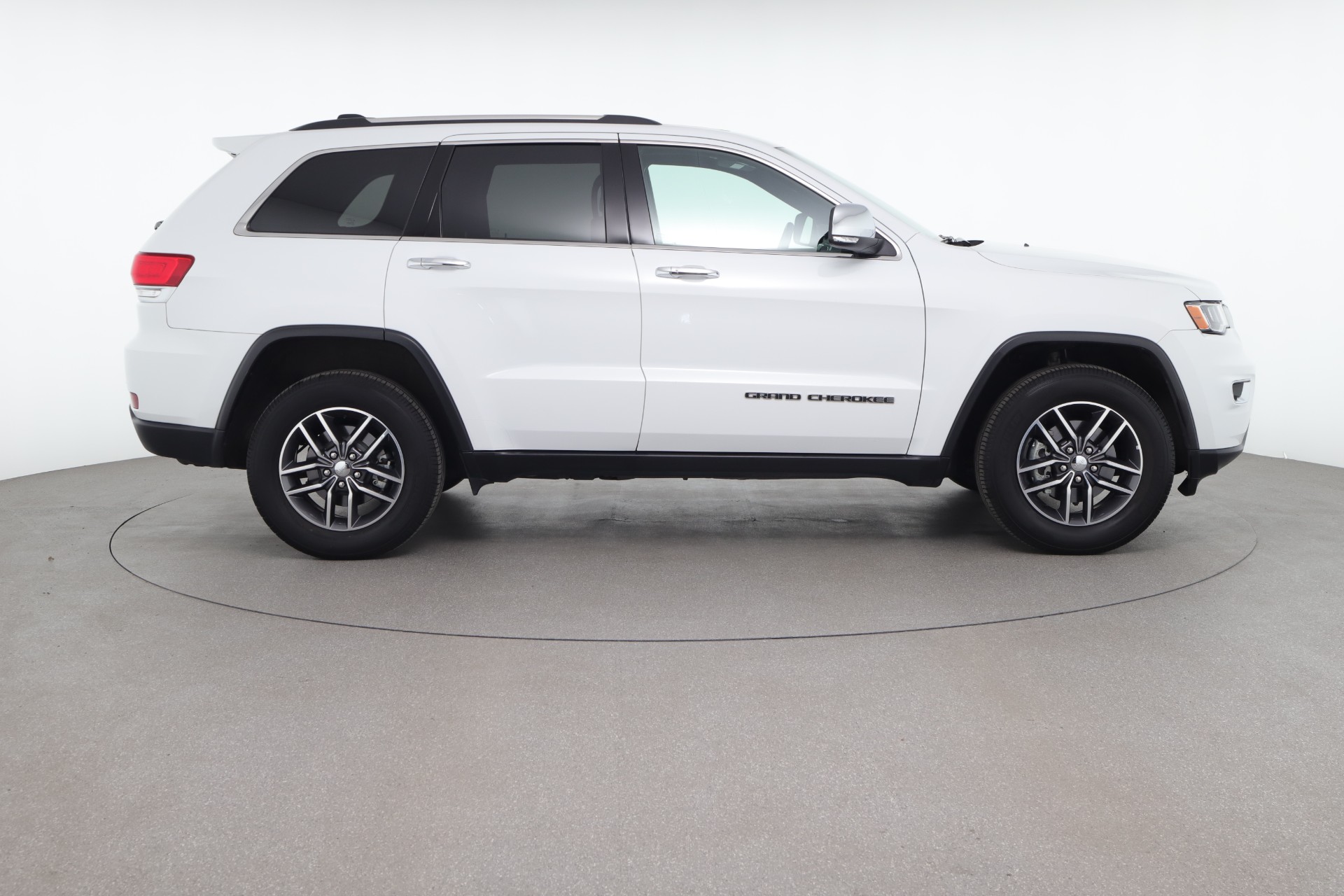 Jeep Cherokee vs Grand Cherokee: Which Model Is Right For You?