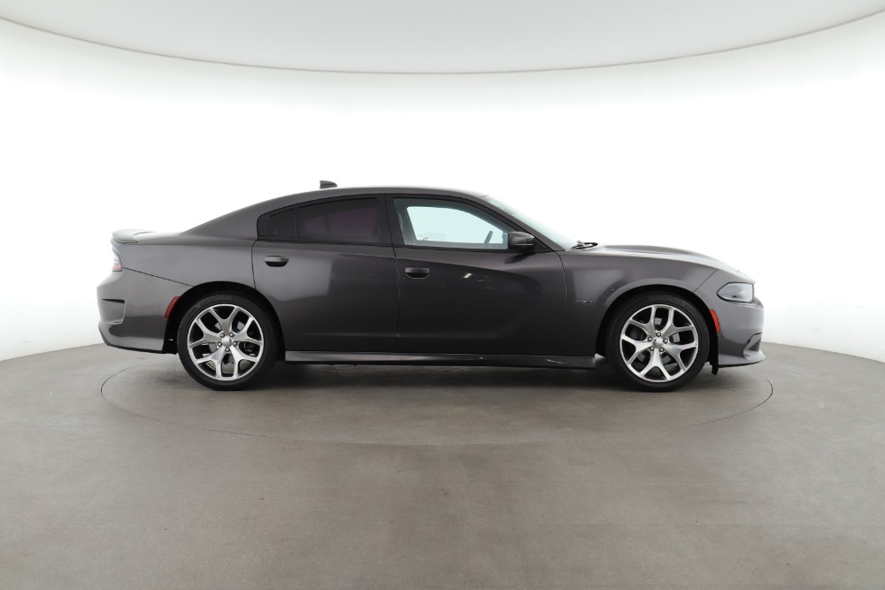Charger vs. Challenger: Which Dodge Used Muscle Car is Better?