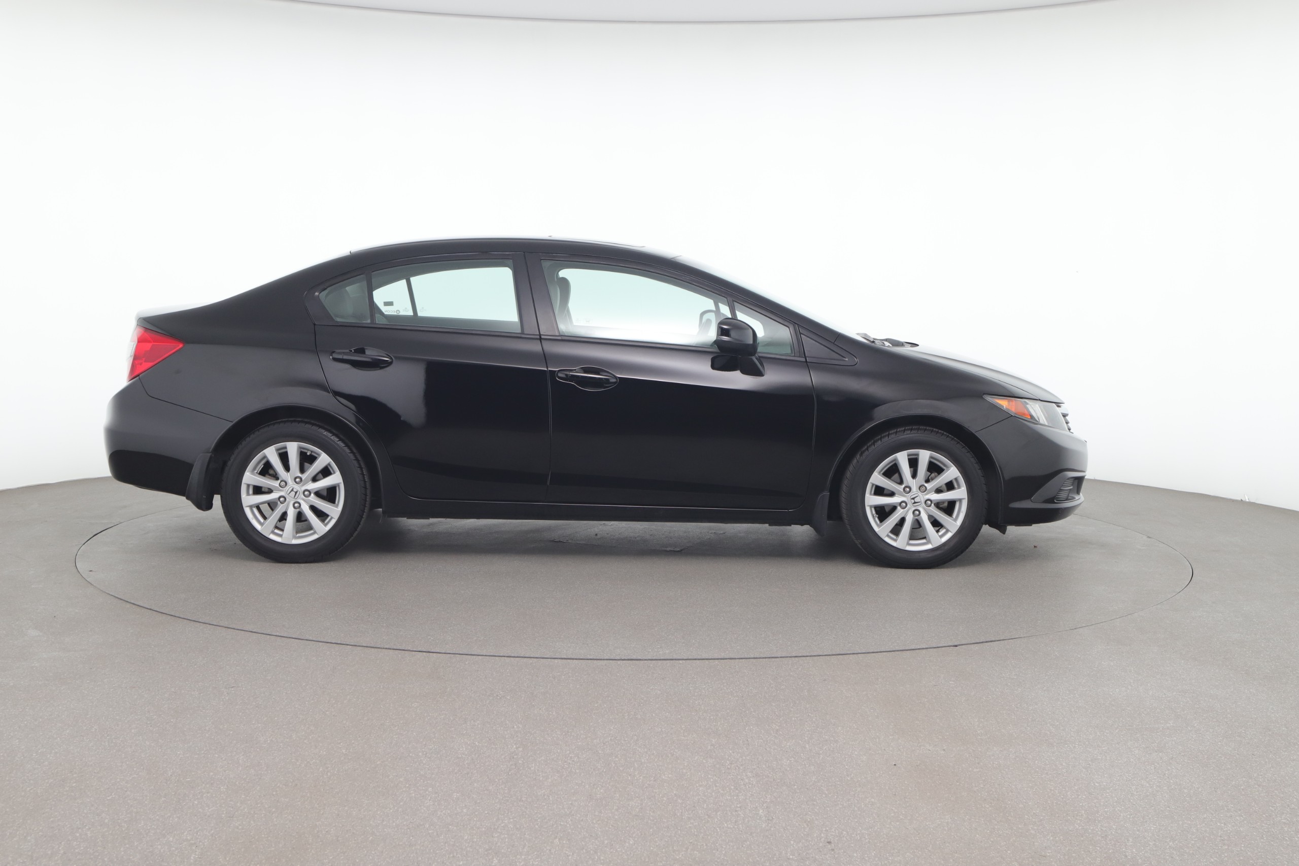 Honda Civic: Review, Specs & Prices