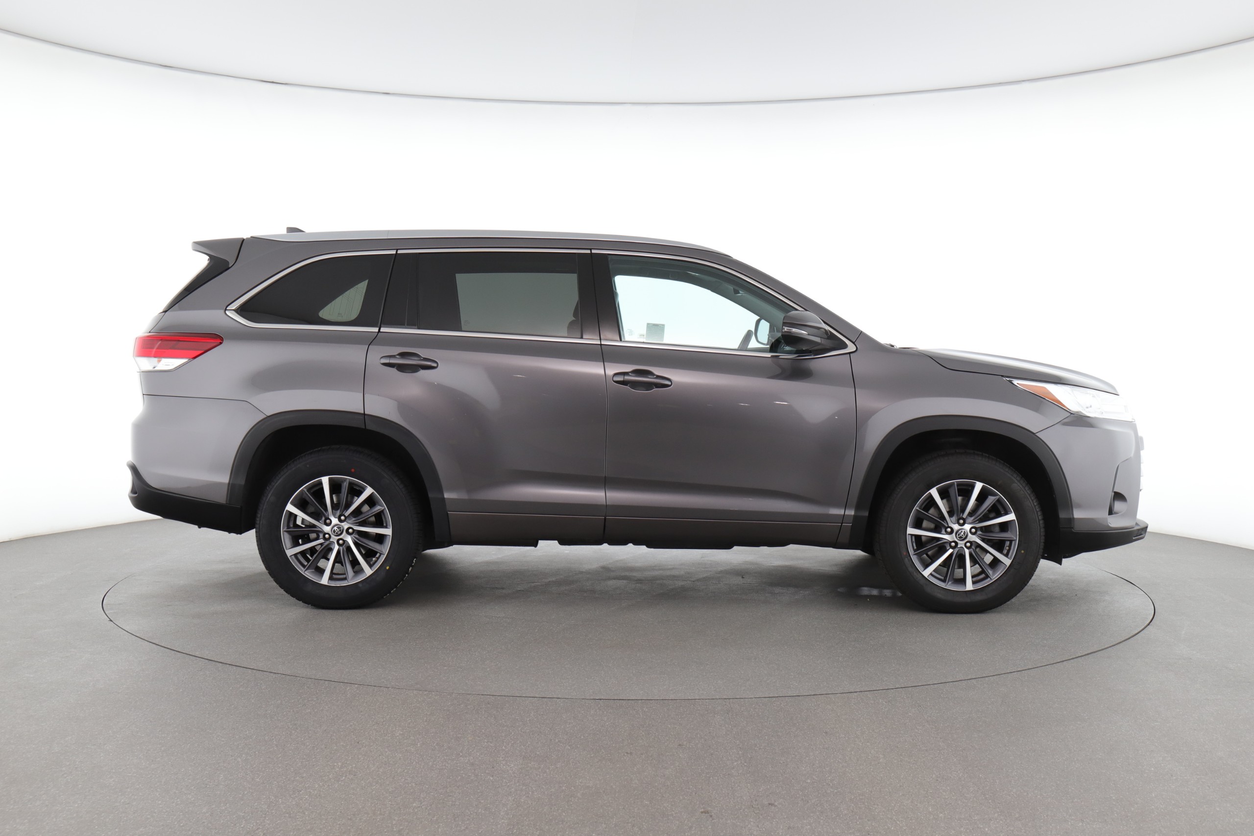 2018 Toyota Highlander XLE (from $34,400)