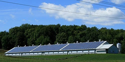 Louez la toiture de votre bâtiment pour y installer des panneaux solaires.