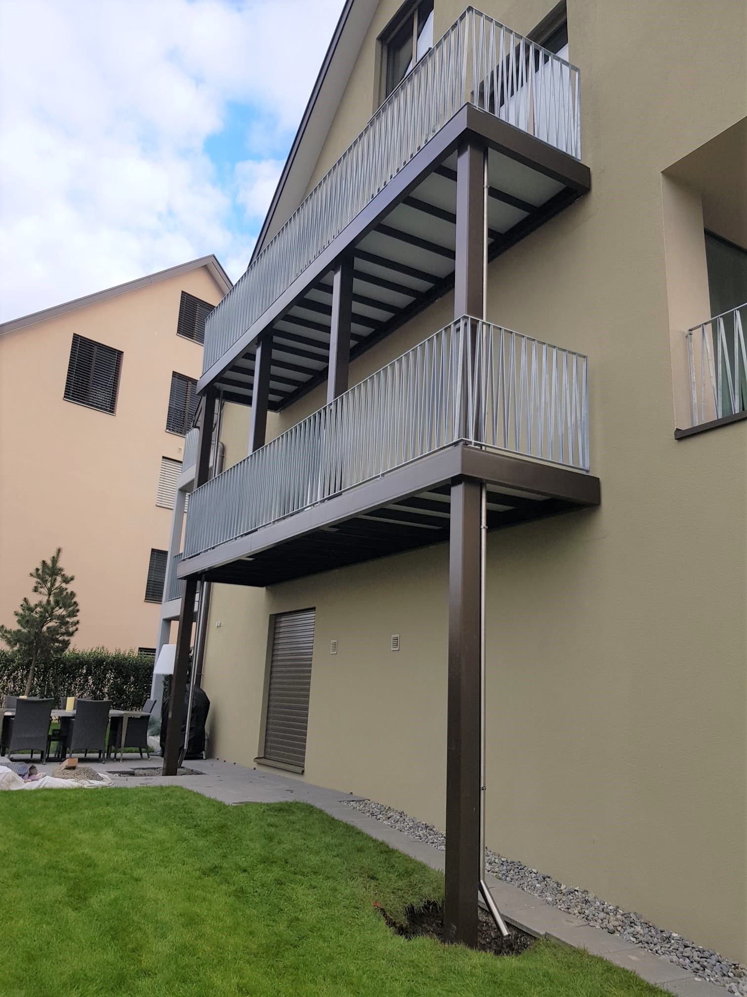 WUEB Blütenhof Jonen