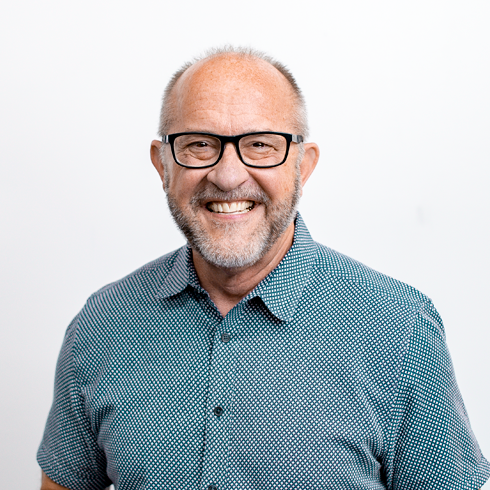 Pastor Les Beauchamp
